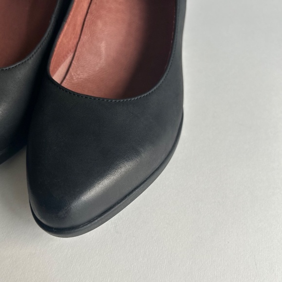 Dansko Black Leather Mary Jane Almond Toe Loafers size EUR 41, US 10.5 - Picture 6 of 15